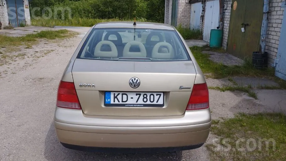 Volkswagen Bora 2000 photo 3