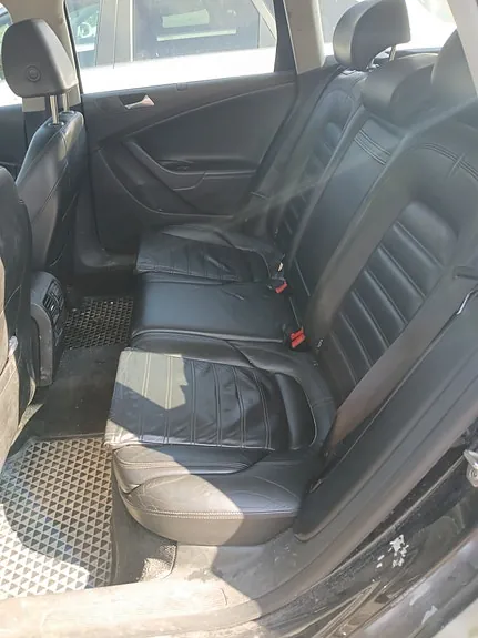 Volkswagen Passat 2010 photo 3