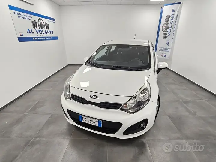 Kia Rio 2015 photo 2