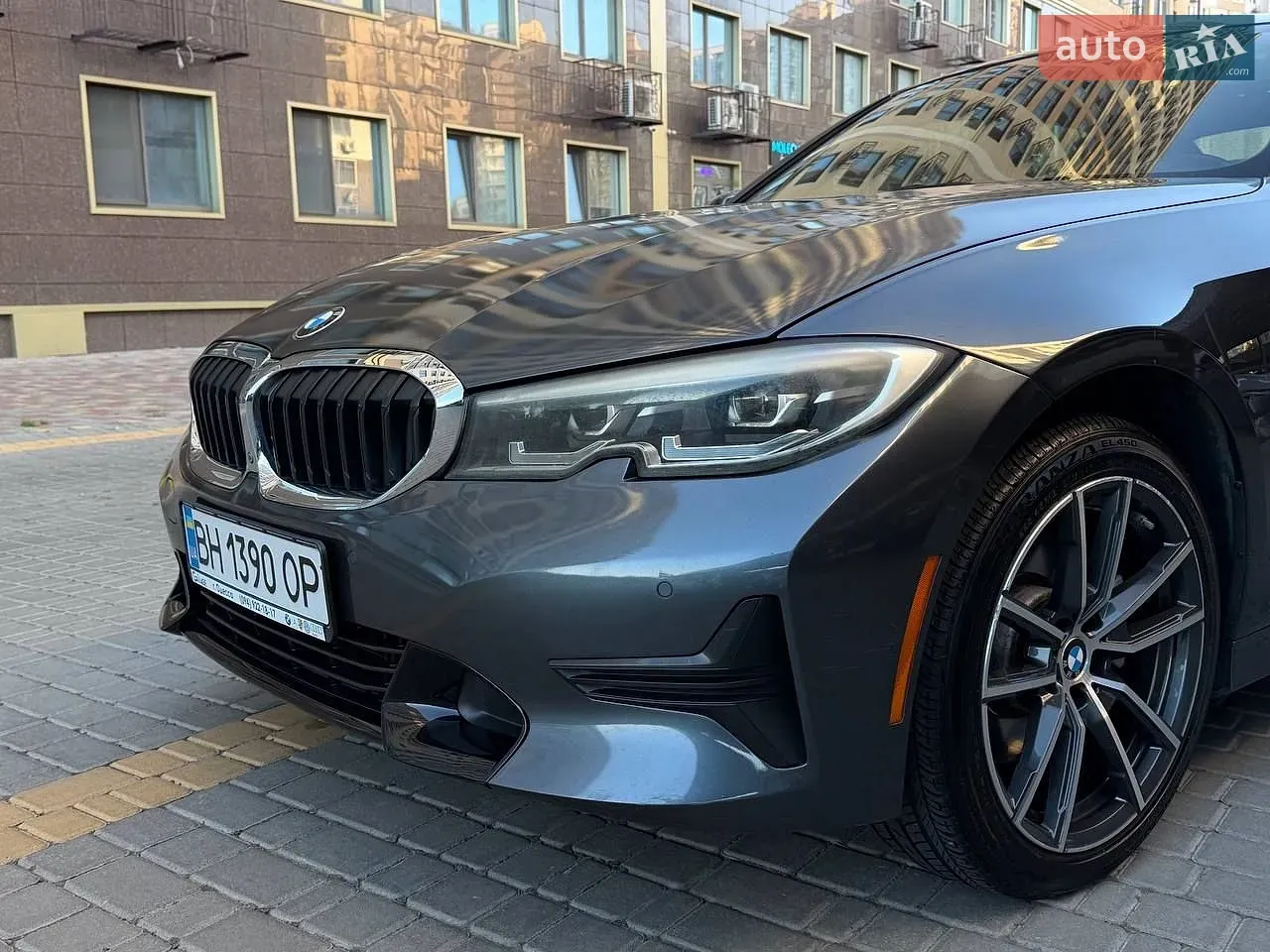 BMW 3 Series 2020 photo 3