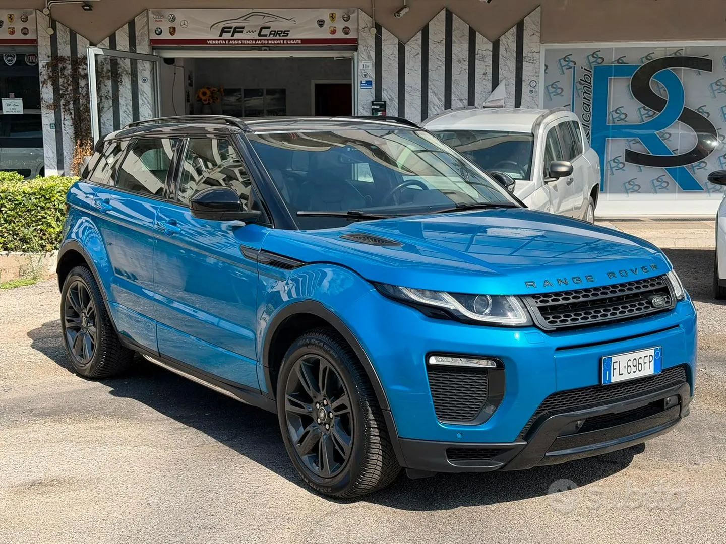 Land Rover Evoque 2017 photo 2