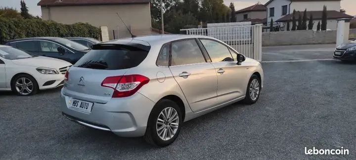 Citroen C4 2012 photo 4