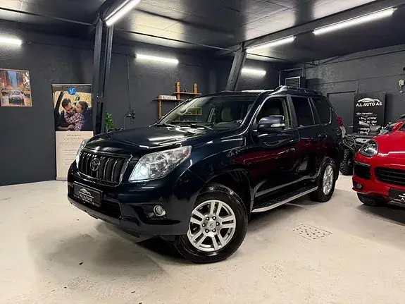 Toyota Land Cruiser 2010 photo 3