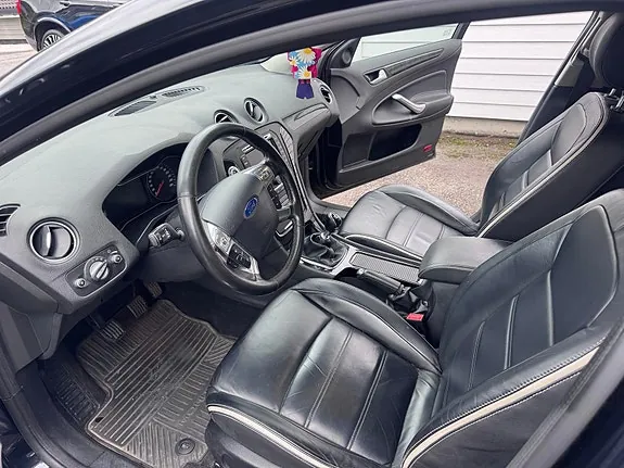 Ford Mondeo 2012 photo 5