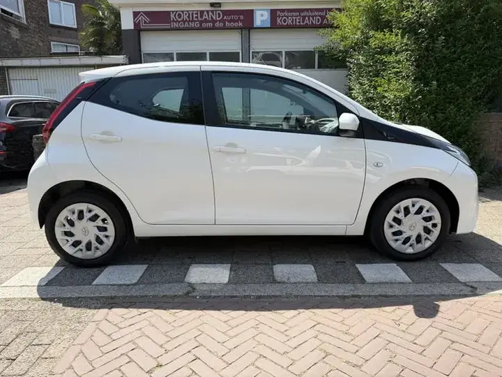Toyota Aygo 2021 photo 3