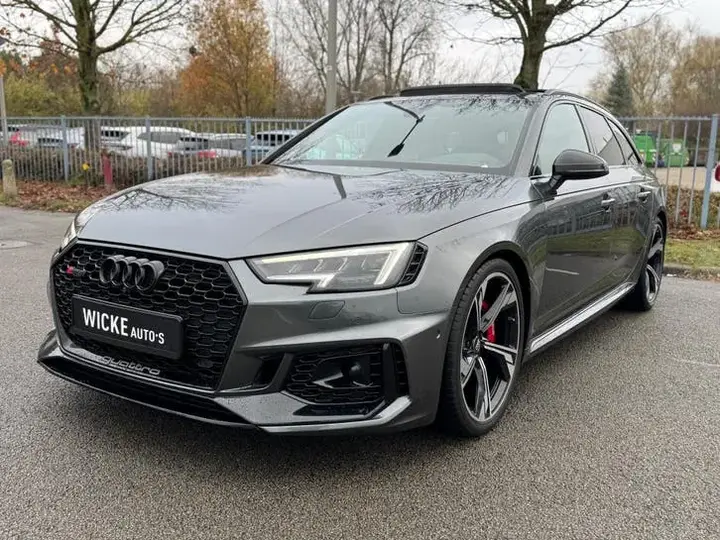 Audi A4 Avant 2019 photo 2