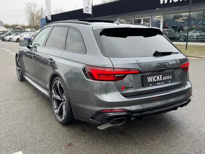 Audi A4 Avant 2019 photo 3
