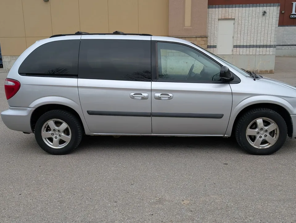 Dodge Caravan 2007 photo 4