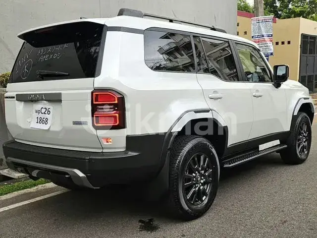 Toyota Land Cruiser 2026 photo 4