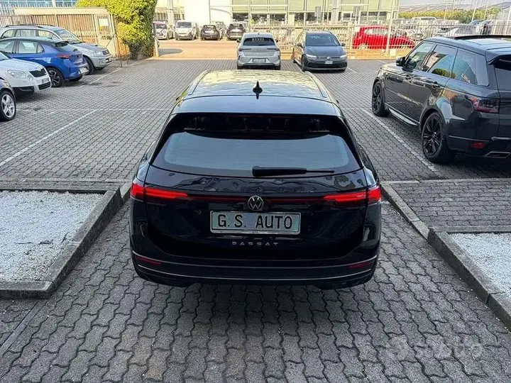 Volkswagen Passat Variant 2024 photo 5