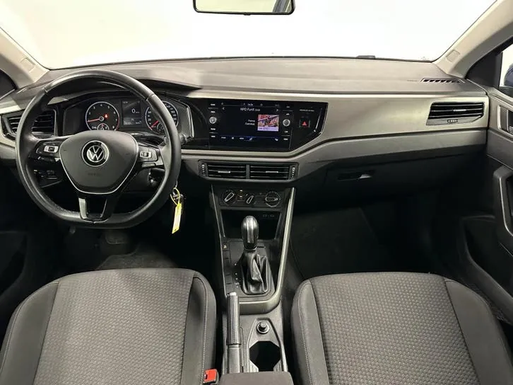 Volkswagen Polo 2021 photo 2