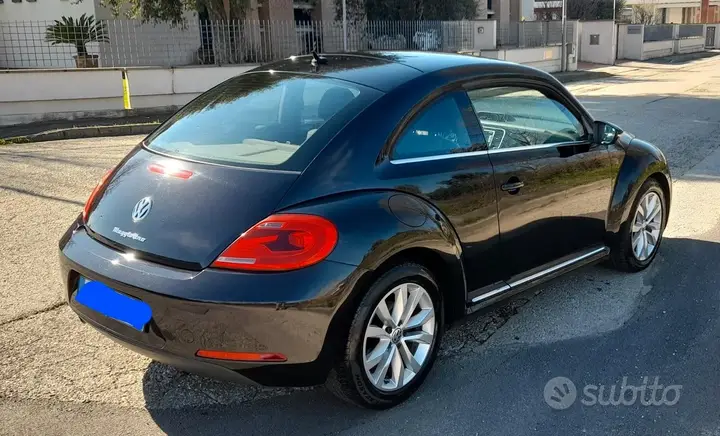 Volkswagen Maggiolino 2012 photo 4