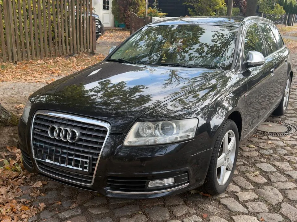 Audi A6 Avant Quattro