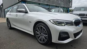 BMW 330E