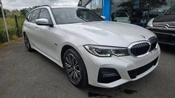 BMW 330E 2022 photo 3