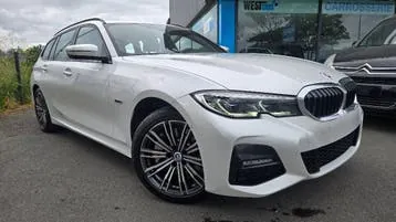 BMW 330E 2022 photo 2