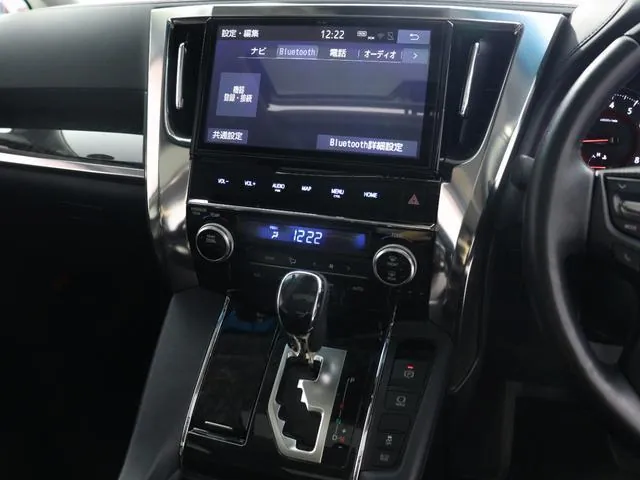 Toyota Alphard 2018 photo 4
