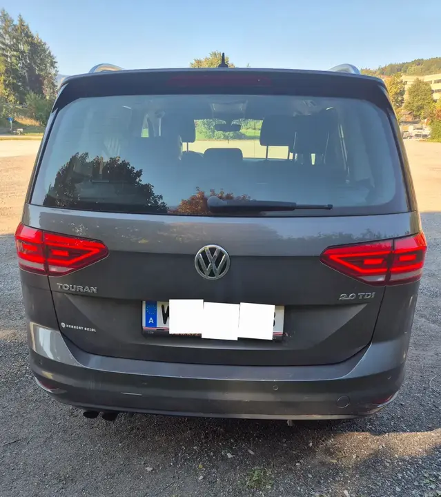 Volkswagen Touran 2015 photo 3