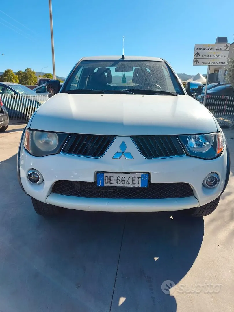 Mitsubishi L200