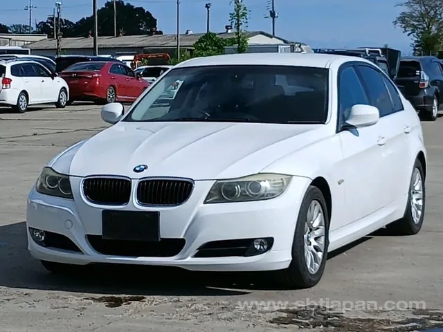 BMW 3 Series 2009 photo 3