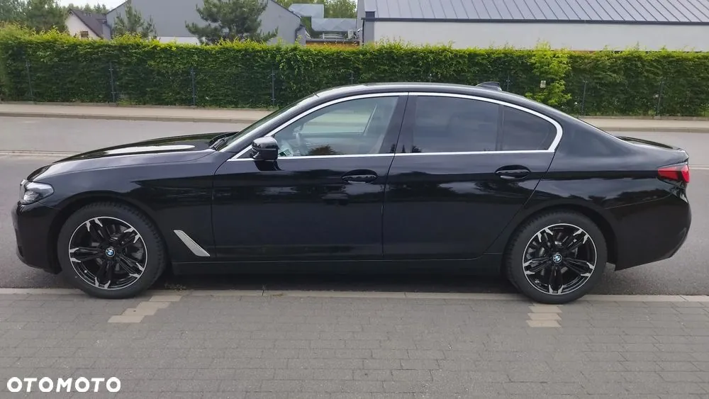 BMW 5 Series 2021 photo 3