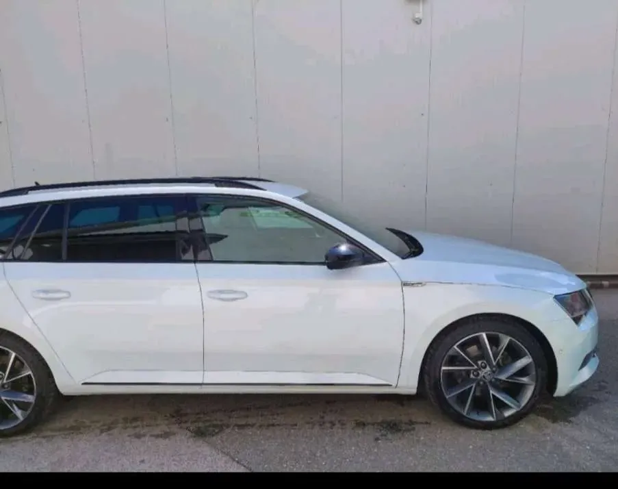 Skoda Superb 2018 photo 3