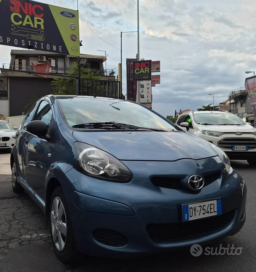 Toyota Aygo 2009 photo 2