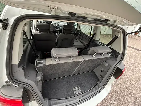Volkswagen Touran 2015 photo 4