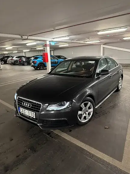 Audi A4 2011 photo 3