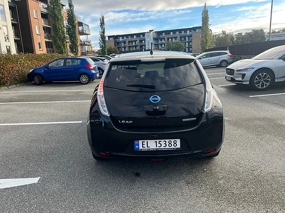 Nissan Leaf 2012 photo 4