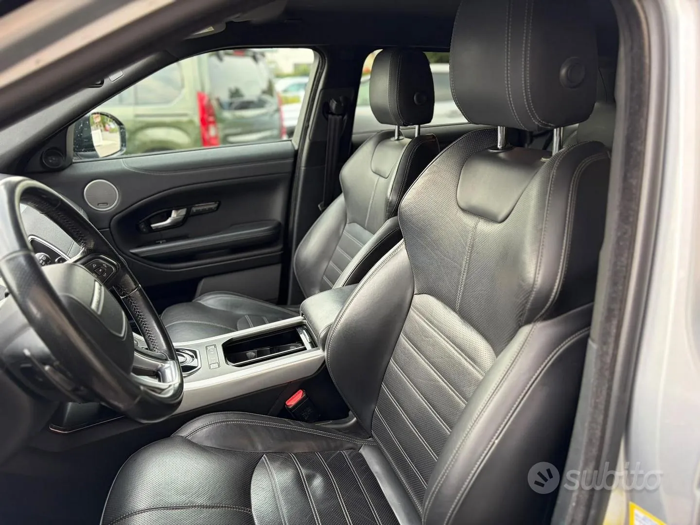 Land Rover Range Rover Evoque 2017 photo 4