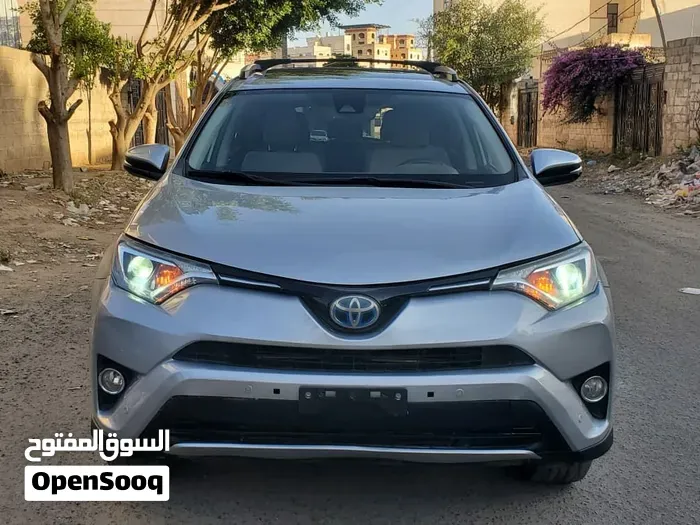 Toyota Rav 4 2017 photo 3