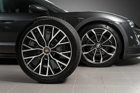 Porsche Taycan Cross Turismo 2021 photo 3