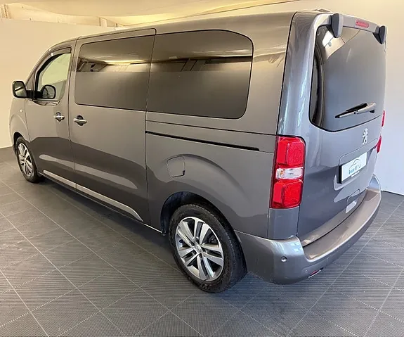 Peugeot Expert 2018 photo 2