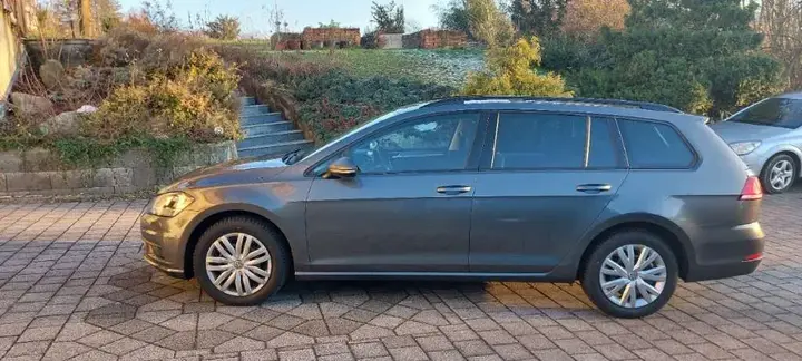 Volkswagen Golf 2017 photo 2