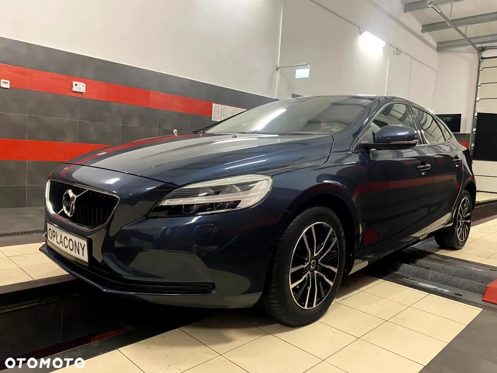 Volvo V40 2017 photo 2