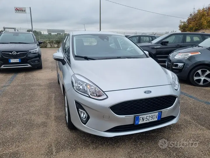 Ford Fiesta 2017 photo 2