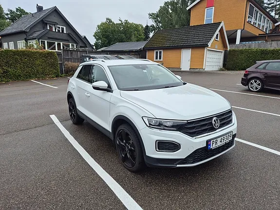 Volkswagen T-Roc 2018 photo 3