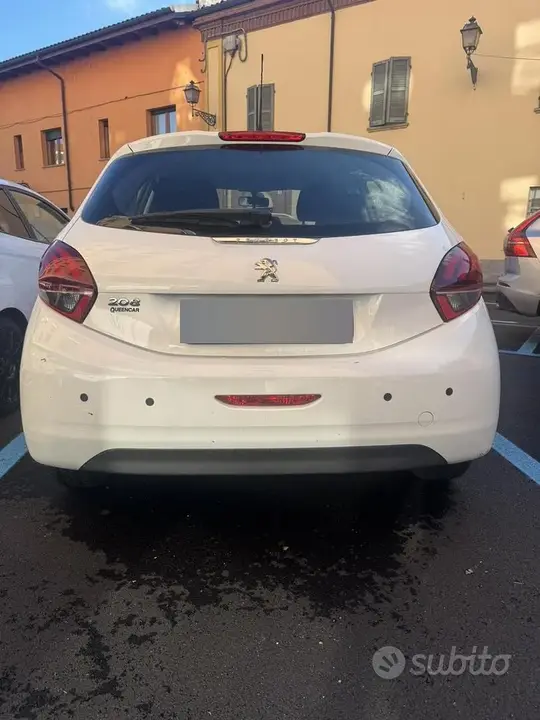 Peugeot 208 2019 photo 5