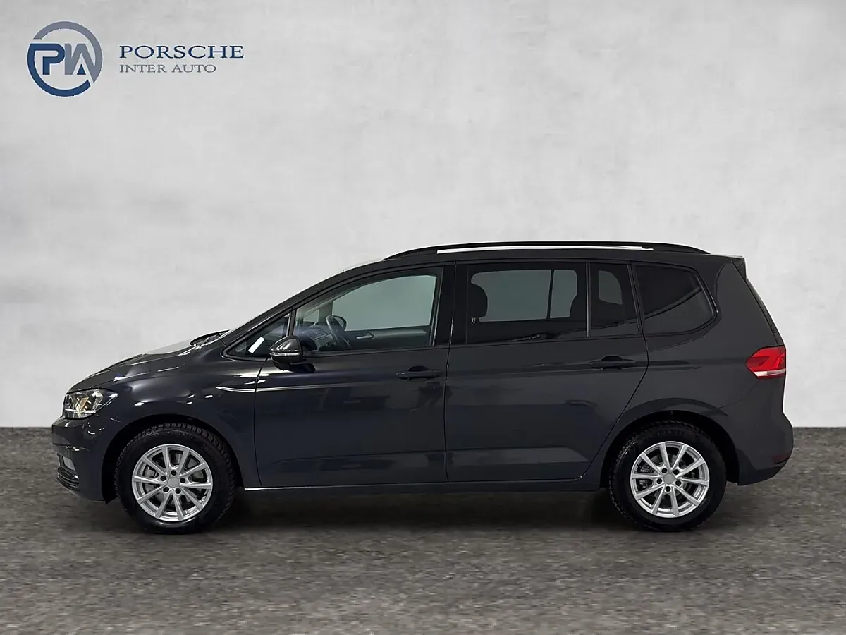 Volkswagen Touran 2024 photo 3