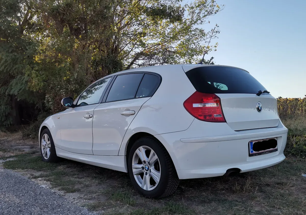 BMW 1 Series 2012 photo 3