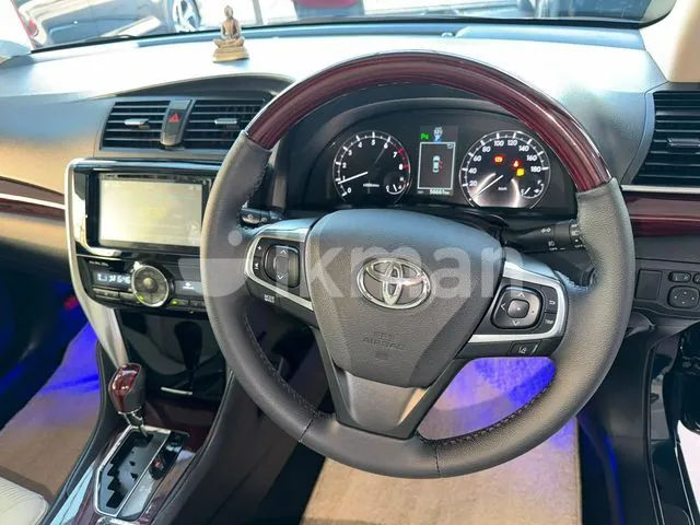 Toyota Premio 2019 photo 5