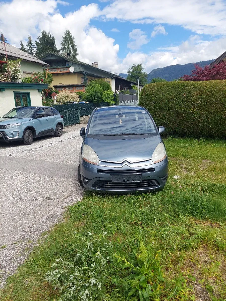 Citroen Grand C4 Picasso 2008 photo 2