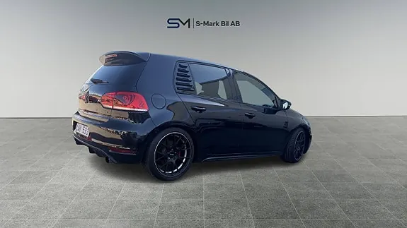 Volkswagen Golf 2011 photo 5