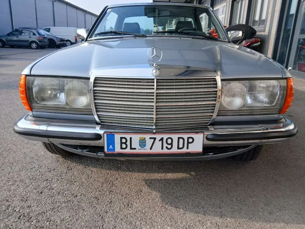 Mercedes-Benz 230 Ce