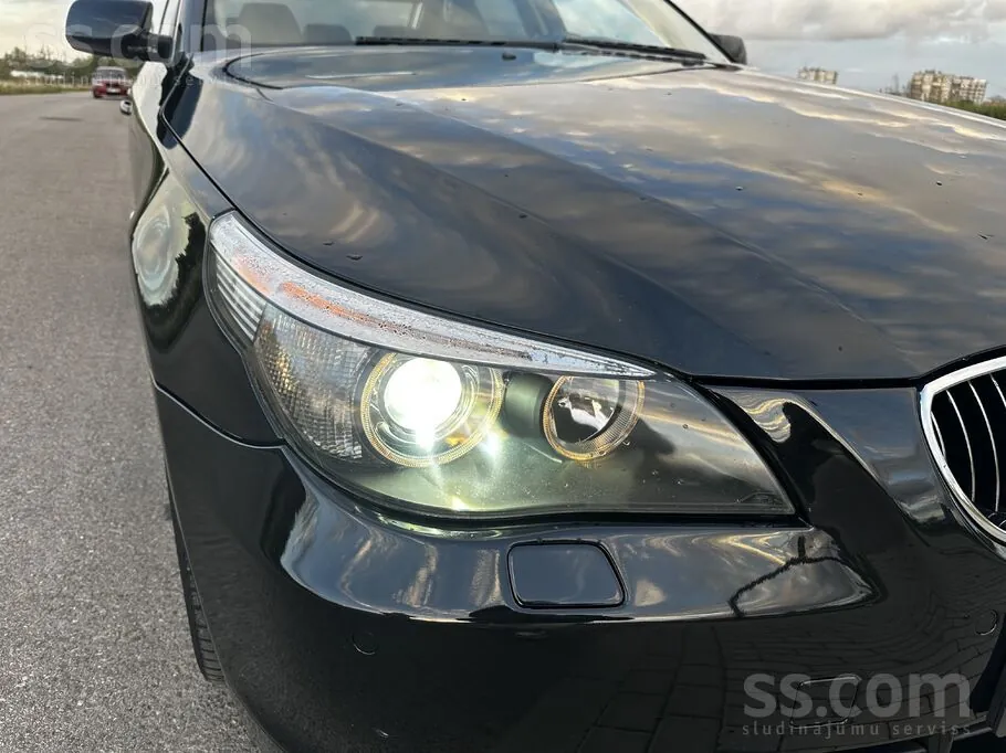 BMW 530 2004 photo 4