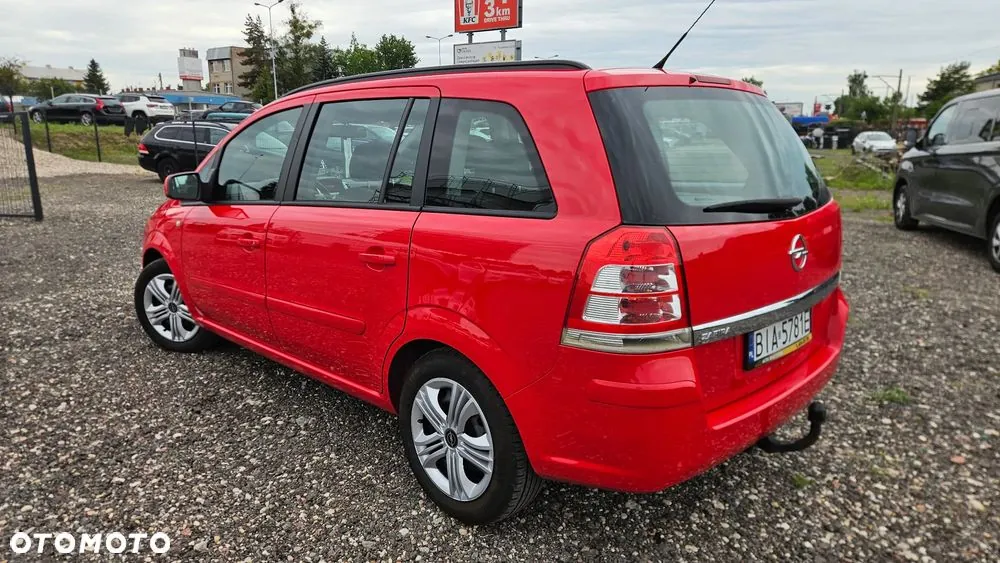 Opel Zafira 2013 photo 4