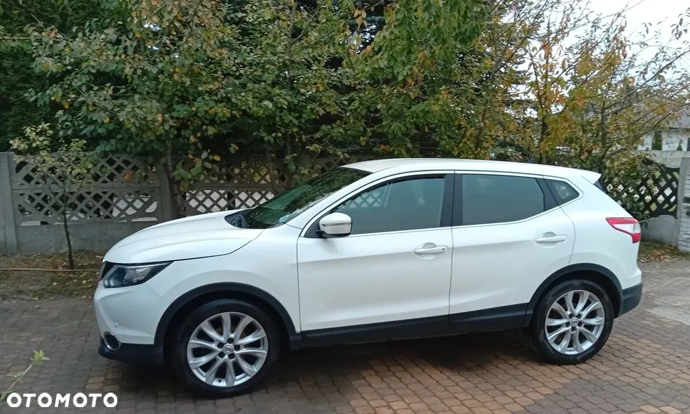 Nissan Qashqai 2014 photo 2