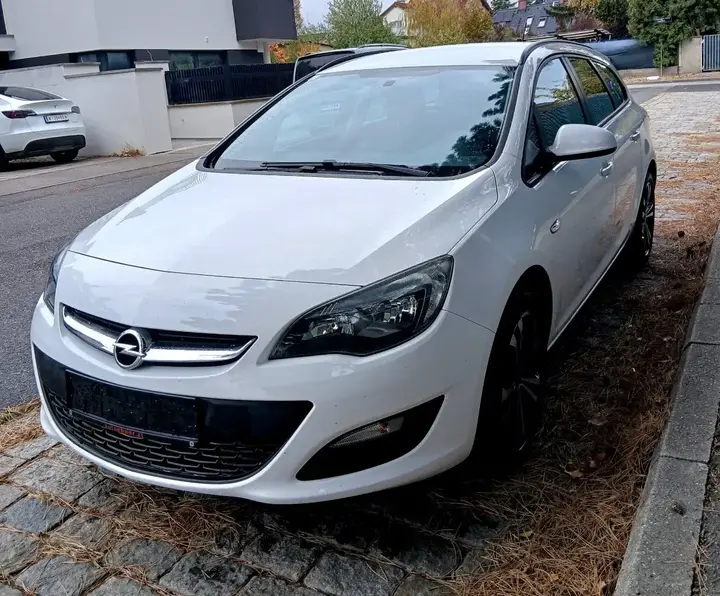 Opel Astra 2016 photo 3
