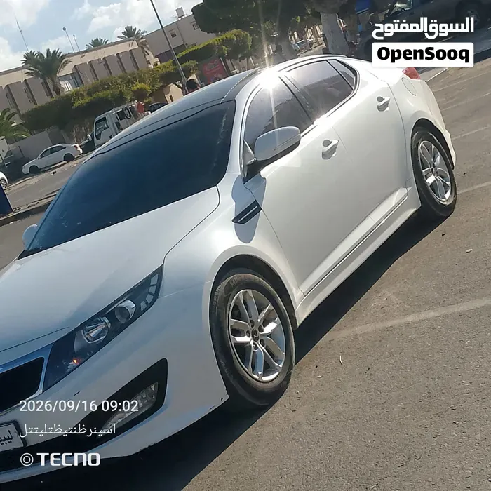 Kia K5 2012 photo 3